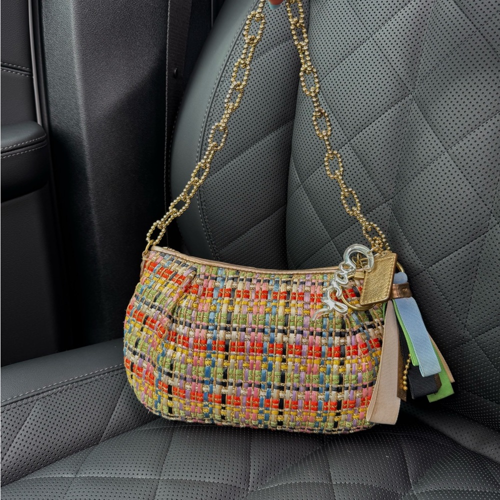 SOLD‼️
Coach Limited Edition Poppy Occasion Tweedy Handbag